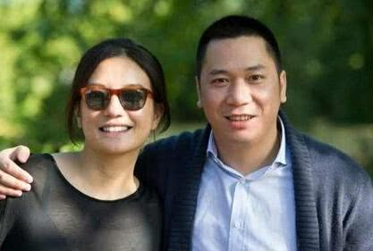 赵薇丈夫黄有龙欠债不还被诉 借钱时正谋划"空手套白狼"收购万家文化